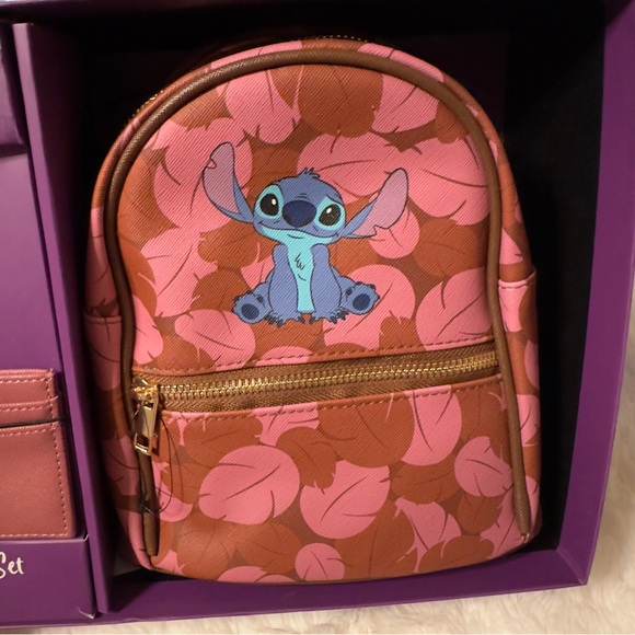 Disney Stitch | NEW 3 Piece Gift Set- Mini Backpack, ID Card Wallet & Keychain - Picture 7 of 16